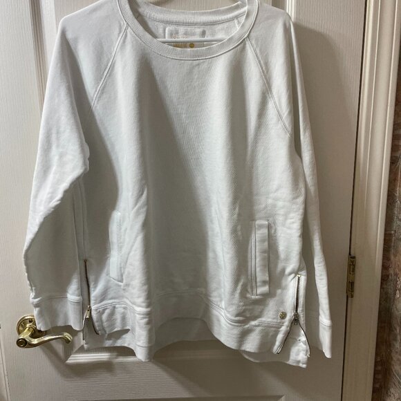 Lilly Pulitzer Luxletic White Sweatshirt XXL 23.5"+ 27" - Picture 2 of 5